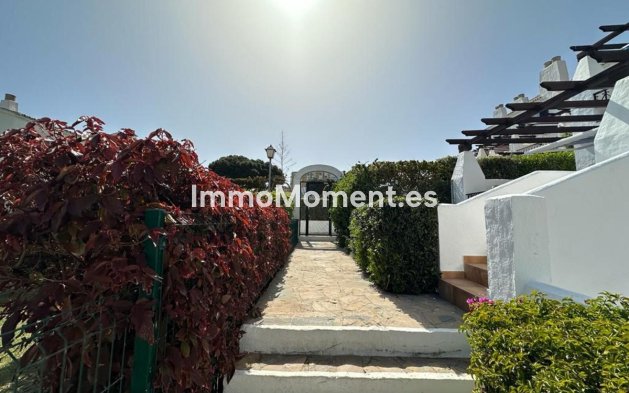 Resale - Apartment - Mijas - Calahonda