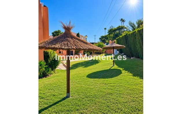 Wiederverkauf - Reihenhaus - Estepona  - Diana Park