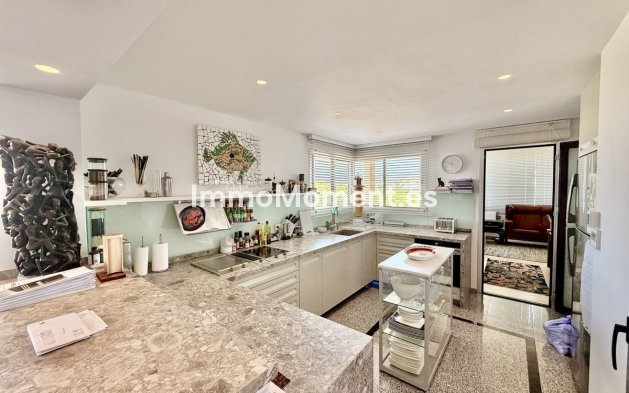 Reventa - Apartamento - Marbella - Nueva Andalucía