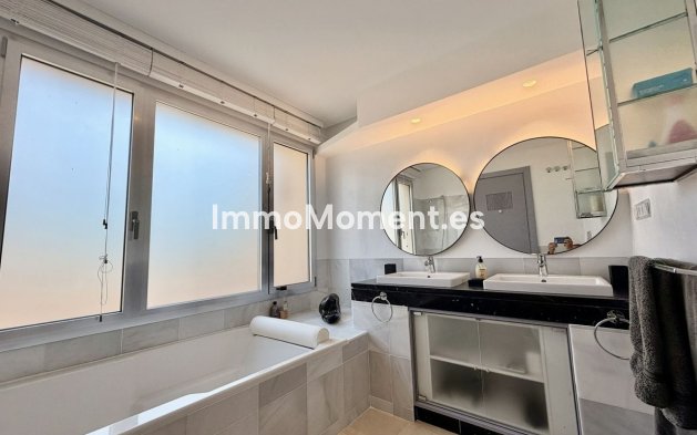Reventa - Apartamento - Marbella - Nueva Andalucía