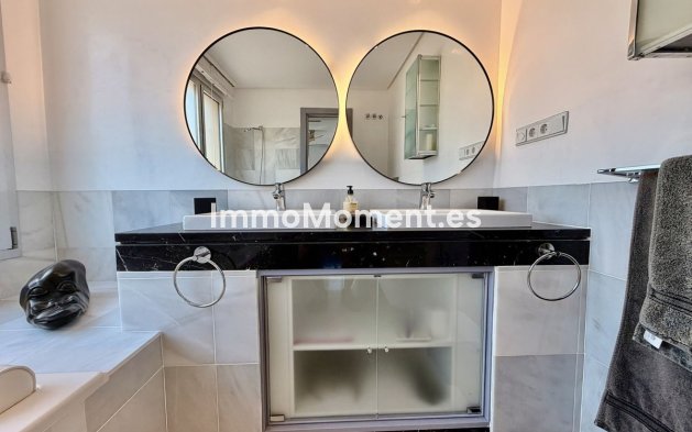 Reventa - Apartamento - Marbella - Nueva Andalucía