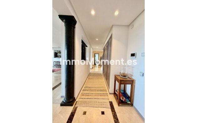Reventa - Apartamento - Marbella - Nueva Andalucía