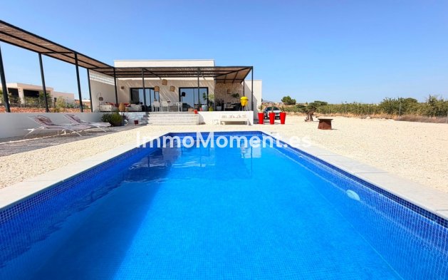 Reventa - Villa independiente - Pinoso - Pinoso Centro