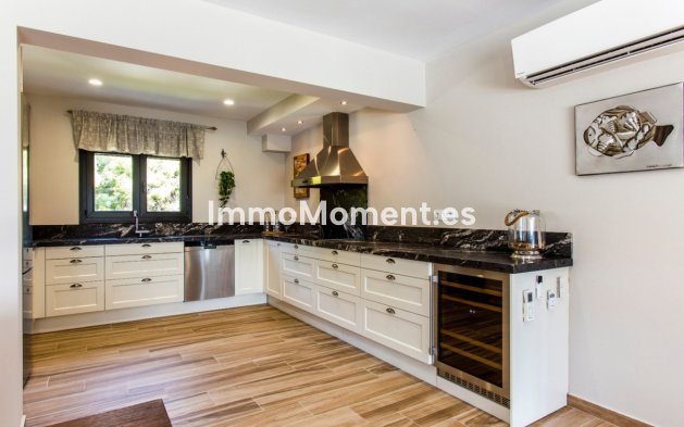 Wiederverkauf - Freistehende Villa - Teulada - Moraira