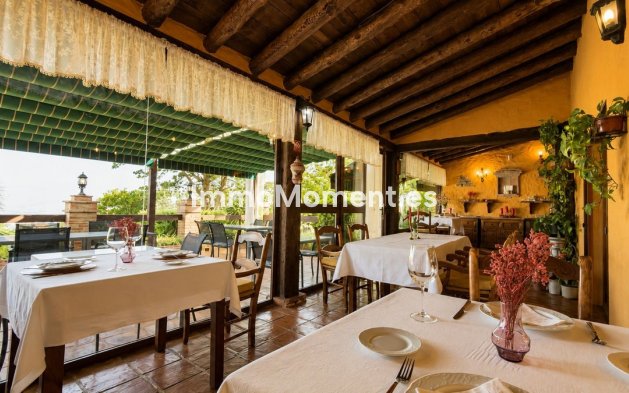 Reventa - Casa de campo - Interior  - Gibralgalia