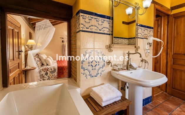 Reventa - Casa de campo - Interior  - Gibralgalia