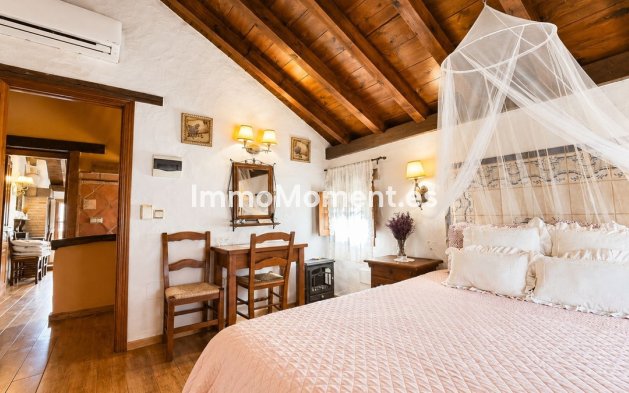 Reventa - Casa de campo - Interior  - Gibralgalia