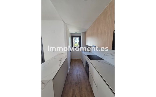 Wiederverkauf - Wohnung - Estepona  - Estepona Centro