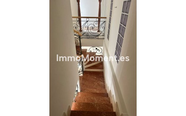 Revente - Villa individuelle - Estepona  - Estepona Centro
