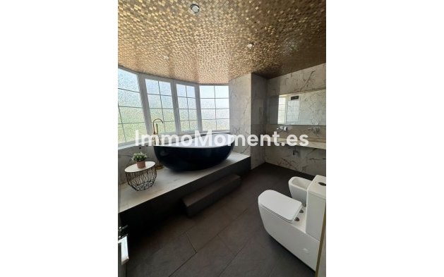 Revente - Villa individuelle - Estepona  - Estepona Centro