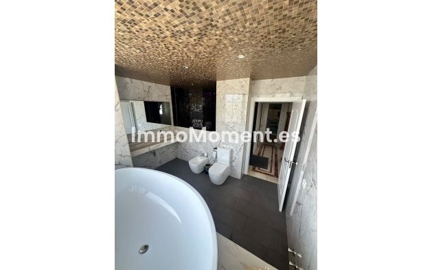 Revente - Villa individuelle - Estepona  - Estepona Centro