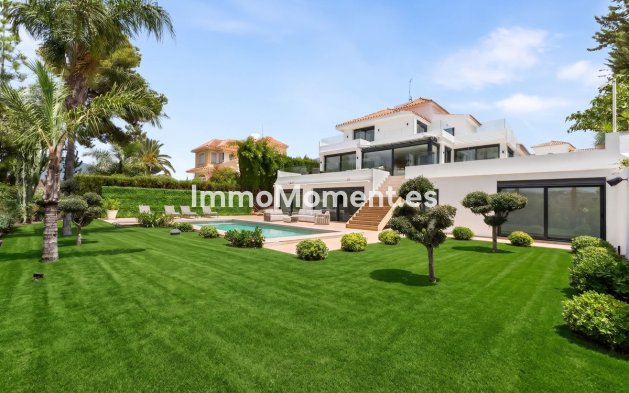 Resale - Detached villa - Marbella - Nueva Andalucía