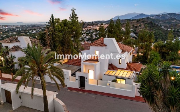 Resale - Detached villa - Marbella - Nueva Andalucía