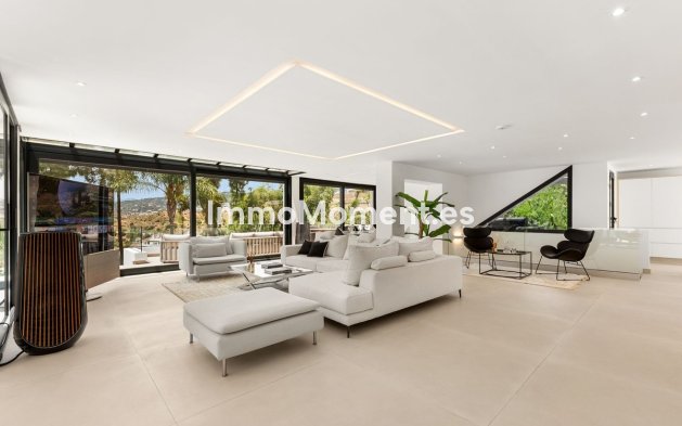 Resale - Detached villa - Marbella - Nueva Andalucía
