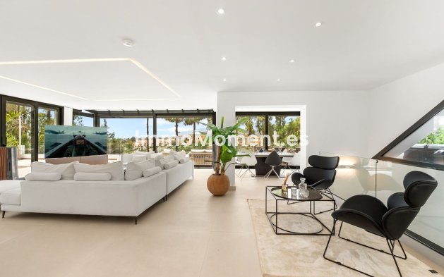 Resale - Detached villa - Marbella - Nueva Andalucía