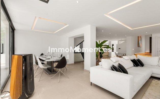 Resale - Detached villa - Marbella - Nueva Andalucía