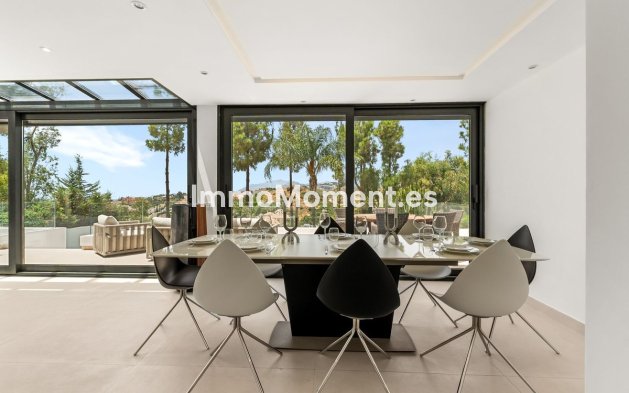 Resale - Detached villa - Marbella - Nueva Andalucía