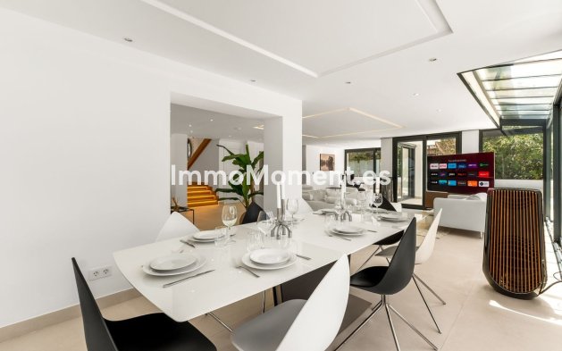 Resale - Detached villa - Marbella - Nueva Andalucía
