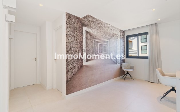 Resale - Apartment - Fuengirola - Fuengirola Centro