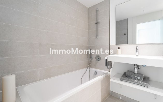 Resale - Apartment - Fuengirola - Fuengirola Centro