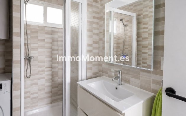 Resale - Apartment - Benalmadena - Benalmadena Centro