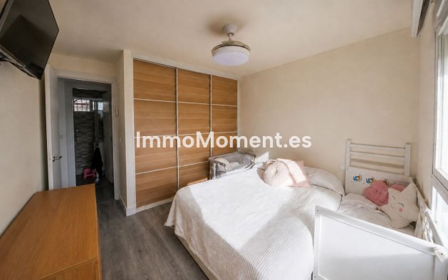 Resale - Apartment - Benalmadena - Benalmadena Centro