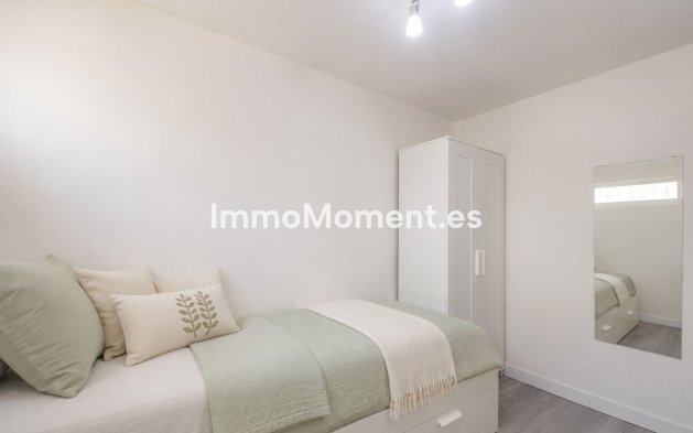 Resale - Apartment - Benalmadena - Benalmadena Centro