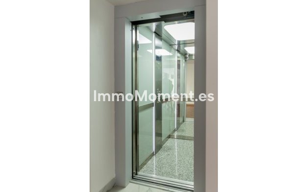 Resale - Apartment - Benalmadena - Benalmadena Centro