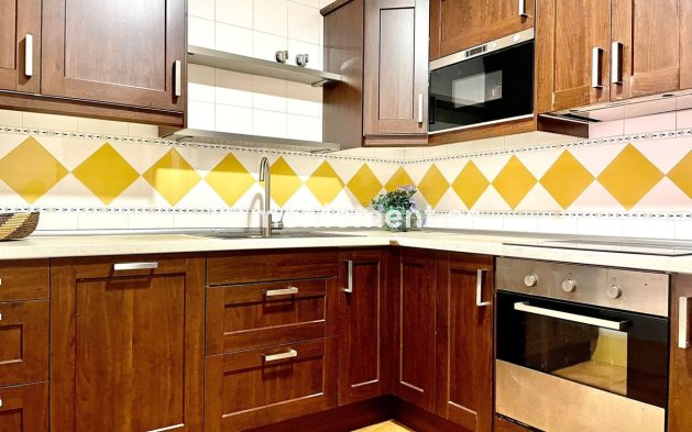 Bestaande woning - Appartement - Benahavís - Benahavís Centro