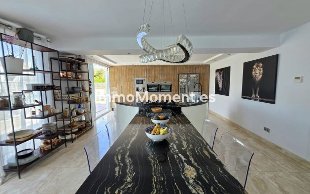 Bestaande woning - Vrijstaande villa - Marbella - Elviria