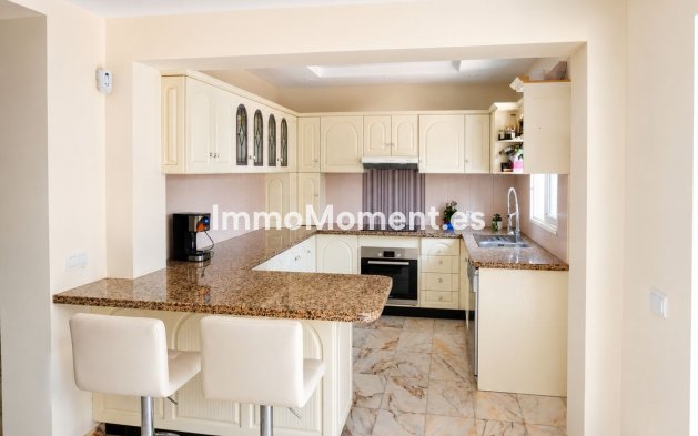 Wiederverkauf - Freistehende Villa - Marbella - Marbella Centro