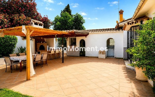 Wiederverkauf - Freistehende Villa - Marbella - Marbella Centro