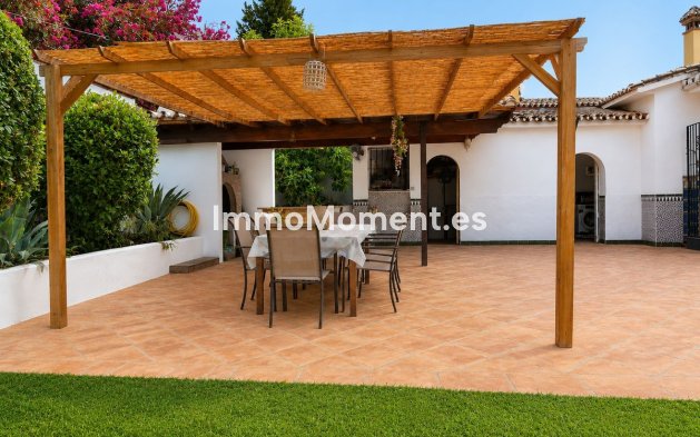 Wiederverkauf - Freistehende Villa - Marbella - Marbella Centro