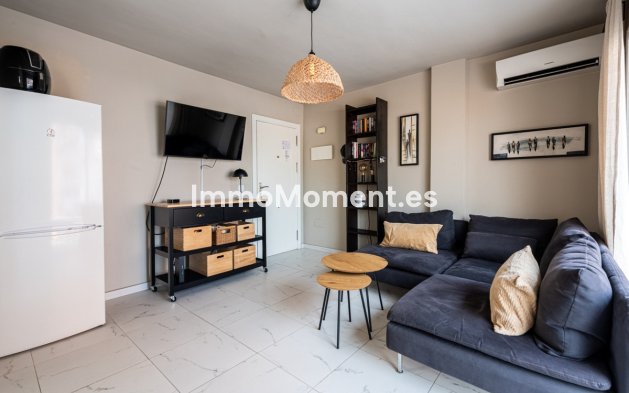 Resale - Apartment - Fuengirola - Los Boliches