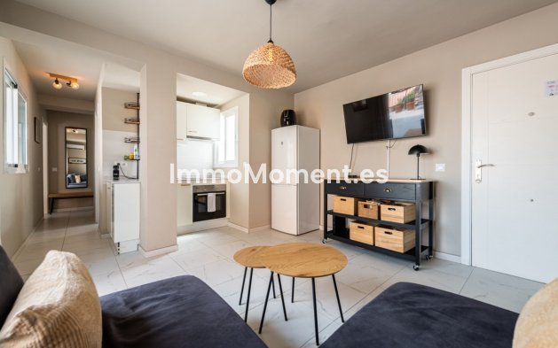 Resale - Apartment - Fuengirola - Los Boliches