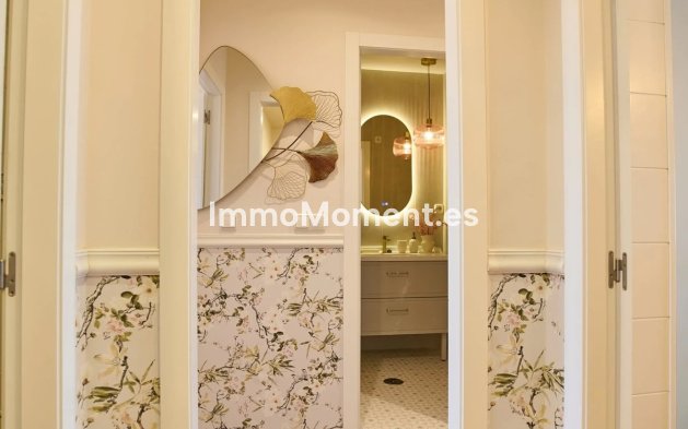 Resale - Apartment - Cartagena - Playa Honda