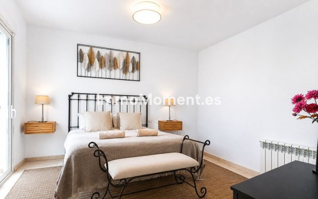 Reventa - Villa independiente - Marbella - Las Chapas