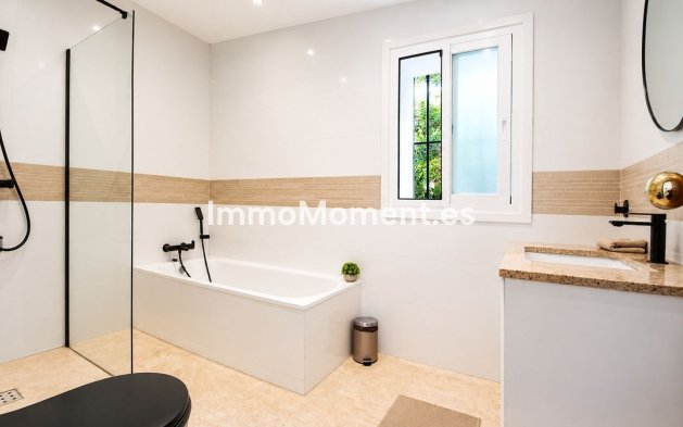 Reventa - Villa independiente - Marbella - Las Chapas
