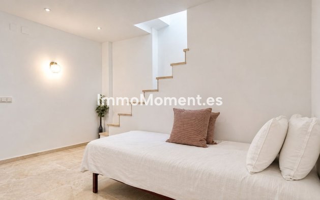Reventa - Villa independiente - Marbella - Las Chapas