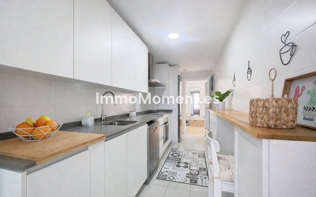 Revente - Appartement - Estepona  - Estepona Centro
