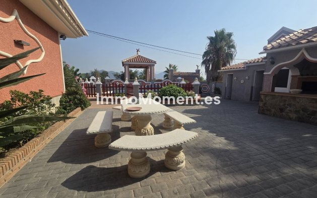 Reventa - Casa de campo - Interior  - Estacion de Cartama