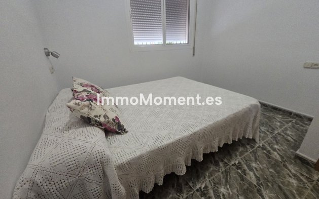 Reventa - Casa de campo - Interior  - Estacion de Cartama