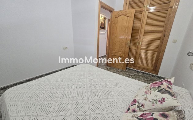 Reventa - Casa de campo - Interior  - Estacion de Cartama