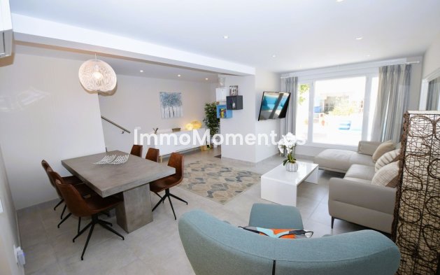 Resale - Townhouse - Mijas - La Cala de Mijas