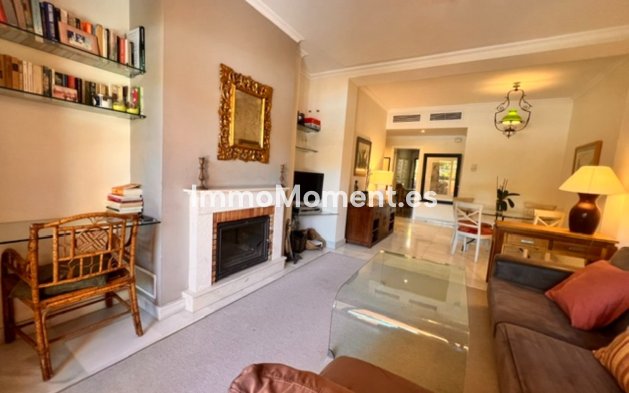 Lange termijn verhuur - Appartement - Estepona  - Hacienda del Sol