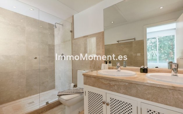 Resale - Apartment - Marbella - La Mairena
