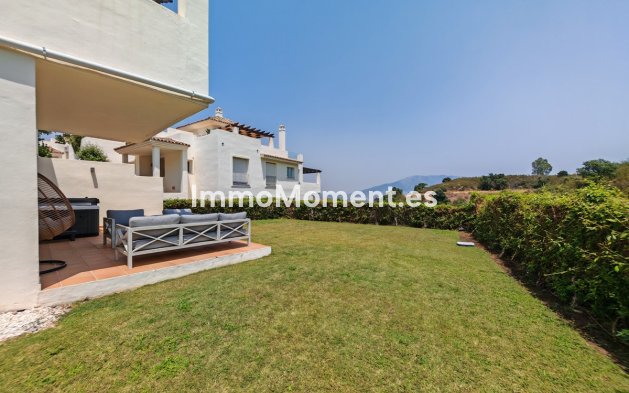 Resale - Apartment - Marbella - La Mairena
