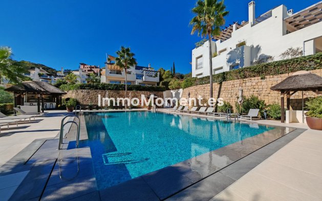 Resale - Apartment - Marbella - La Mairena