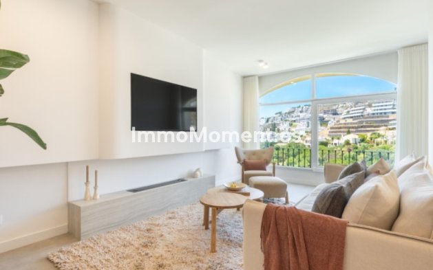 Resale - Apartment - Benahavís - La Quinta