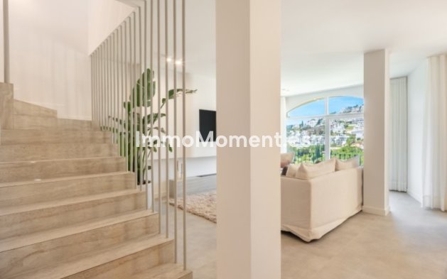Resale - Apartment - Benahavís - La Quinta